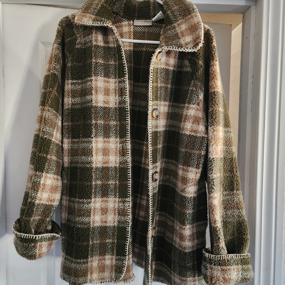 Coldwater  creek jacket,  size small. Army green and tan.